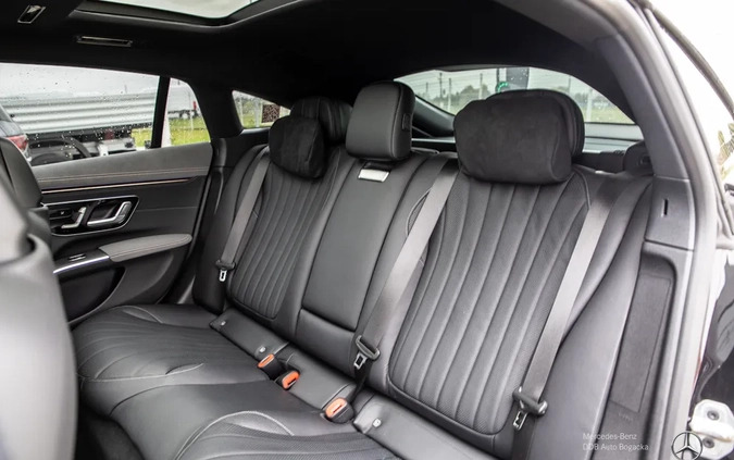 Mercedes-Benz EQS cena 579900 przebieg: 2213, rok produkcji 2022 z Garwolin małe 254